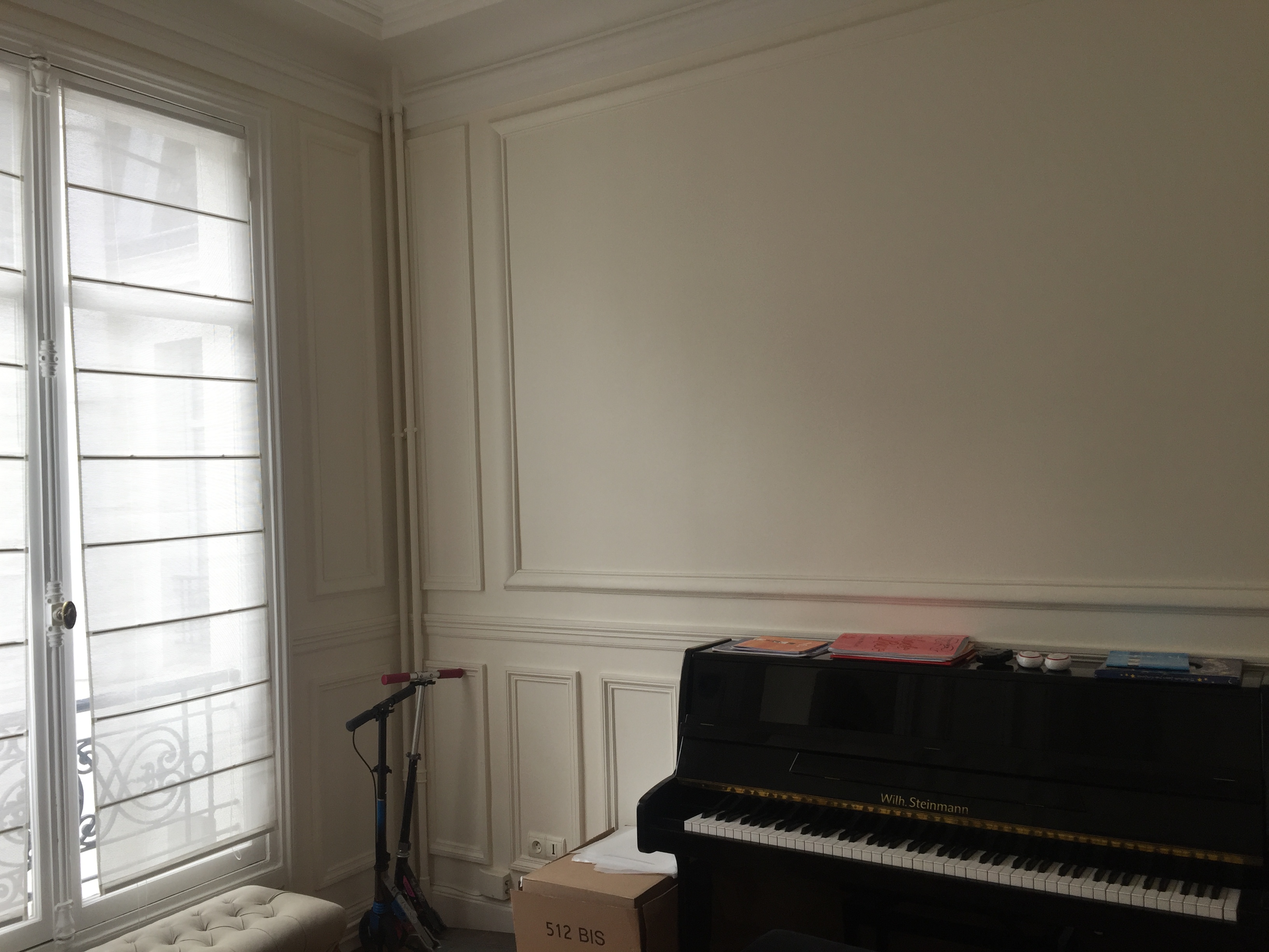 Le but étant aussi de cacher l'ensemble des affaires de sport des enfants et des parents.
